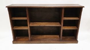 20th century oak dwarf bookcase with various adjustable shelves, 87cm high x 150cm wide x 31cm deep