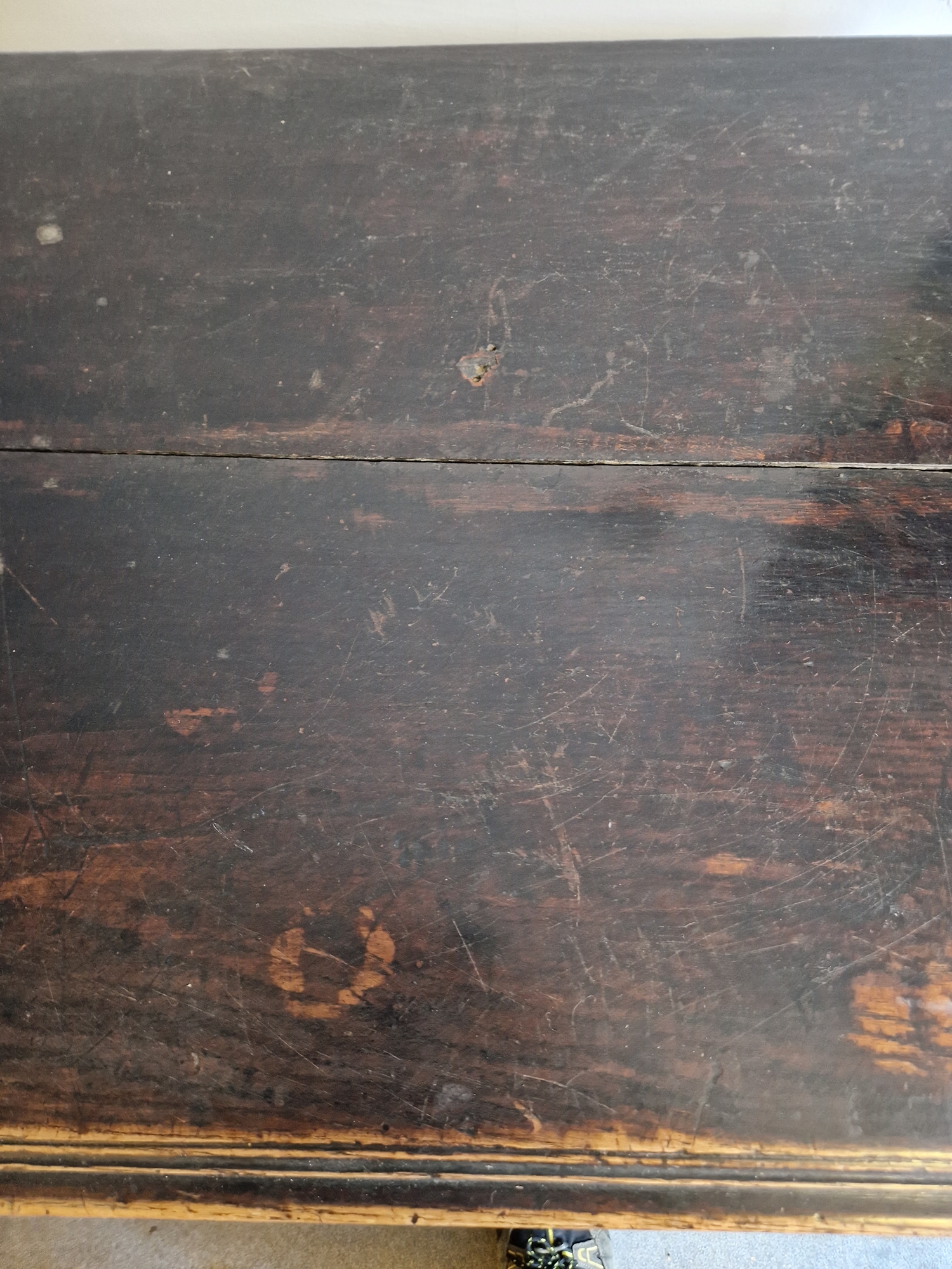 Antique oak coffer, the planked top with lunette frieze, the three-framed panel front scroll - Image 4 of 27