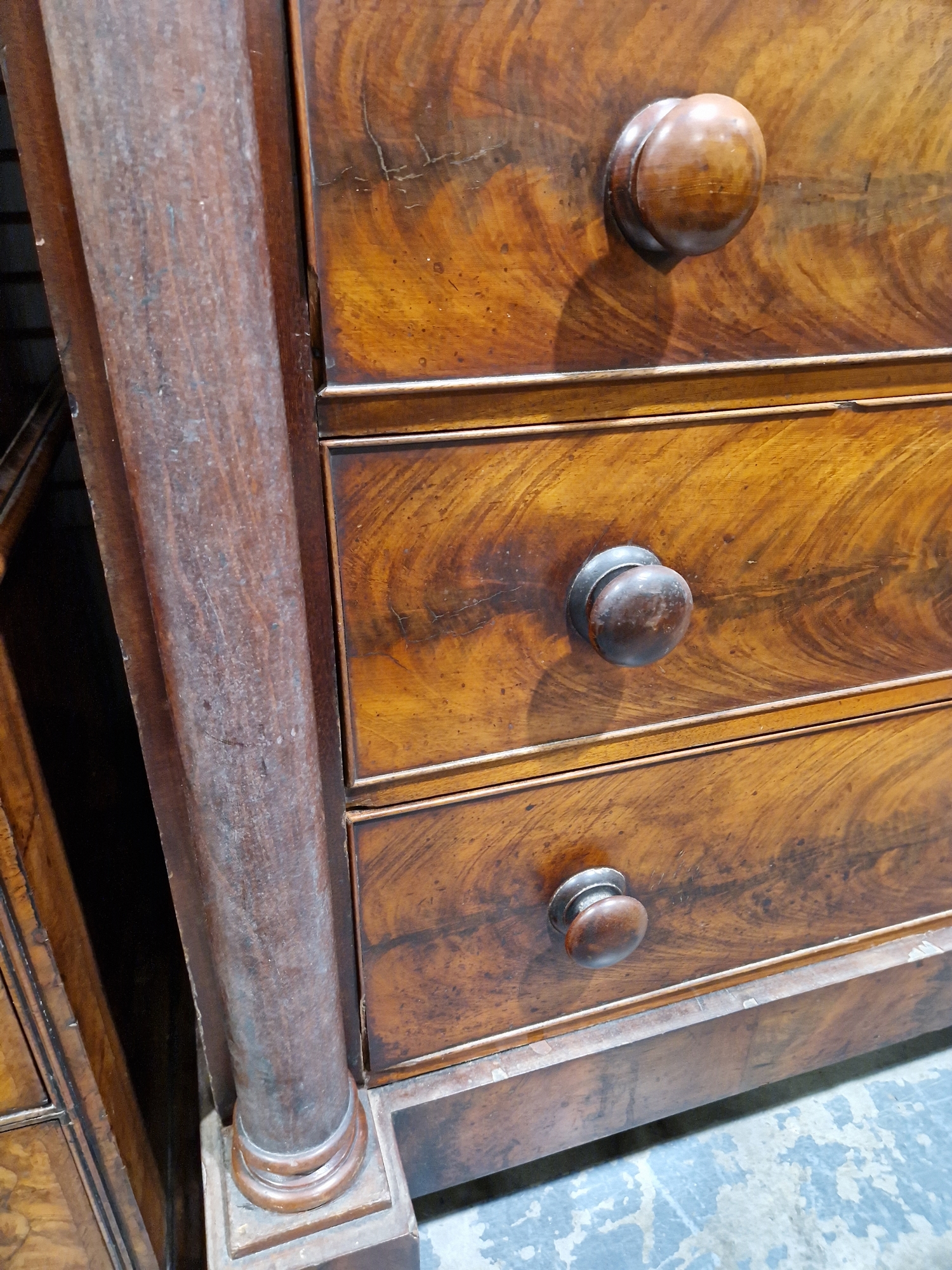 Victorian mahogany chest of drawers having a concealed frieze drawer, over three short and  three - Image 44 of 61