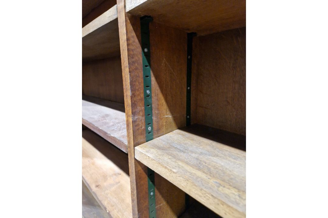 Unusually large oak bookcase, three section having 14 adjustable shelves, 172cm high x 310cm wide - Image 10 of 23