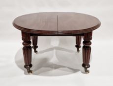Victorian mahogany extending dining table, of oval form with two additional leaves, the moulded