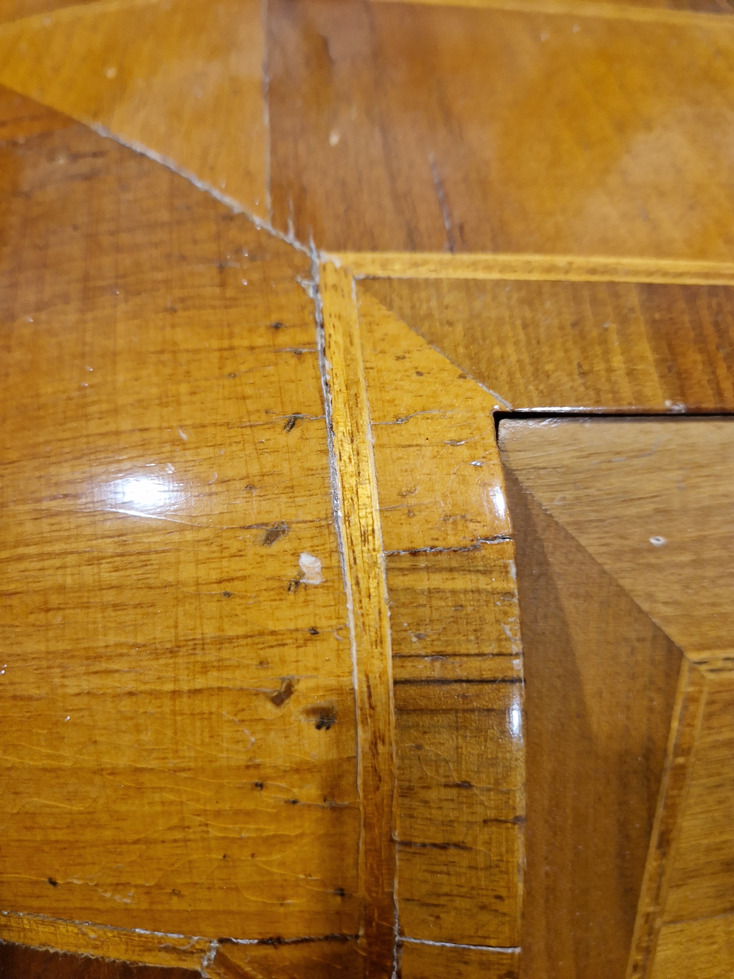 Reproduction marquetry inlaid bureau, the fall-front enclosing two fitted drawers and pigeonholes - Image 8 of 34