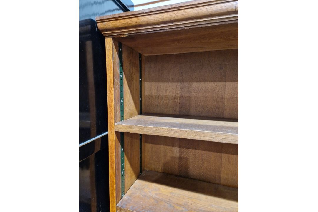 Unusually large oak bookcase, three section having 14 adjustable shelves, 172cm high x 310cm wide - Image 11 of 23