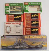 Hornby, Peco, Revell and Plastic Ratio model kits to include 4 X Hornby Railways R514 Platform