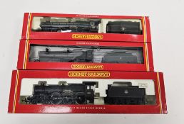 Three Hornby 00 gauge boxed locomotives and tenders to include R2086 BR 'Earl Cairns' locomotive '