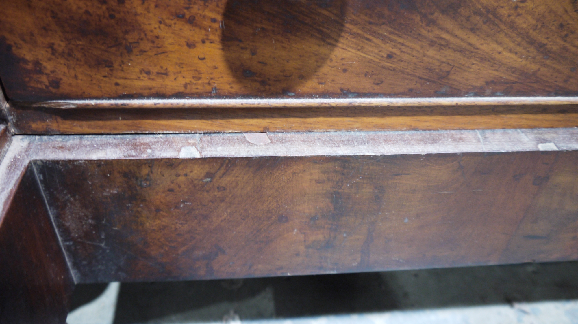 Victorian mahogany chest of drawers having a concealed frieze drawer, over three short and  three - Image 7 of 61