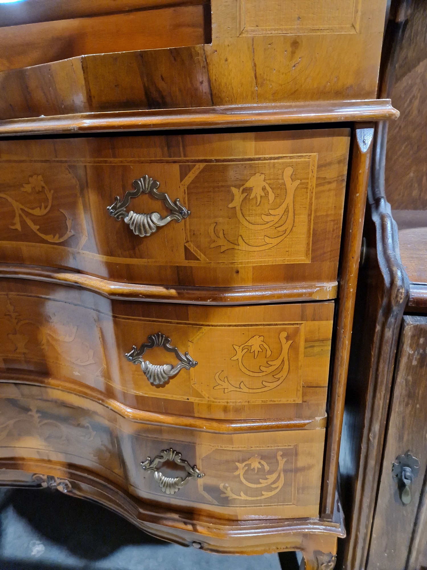 Reproduction marquetry inlaid bureau, the fall-front enclosing two fitted drawers and pigeonholes - Image 16 of 34