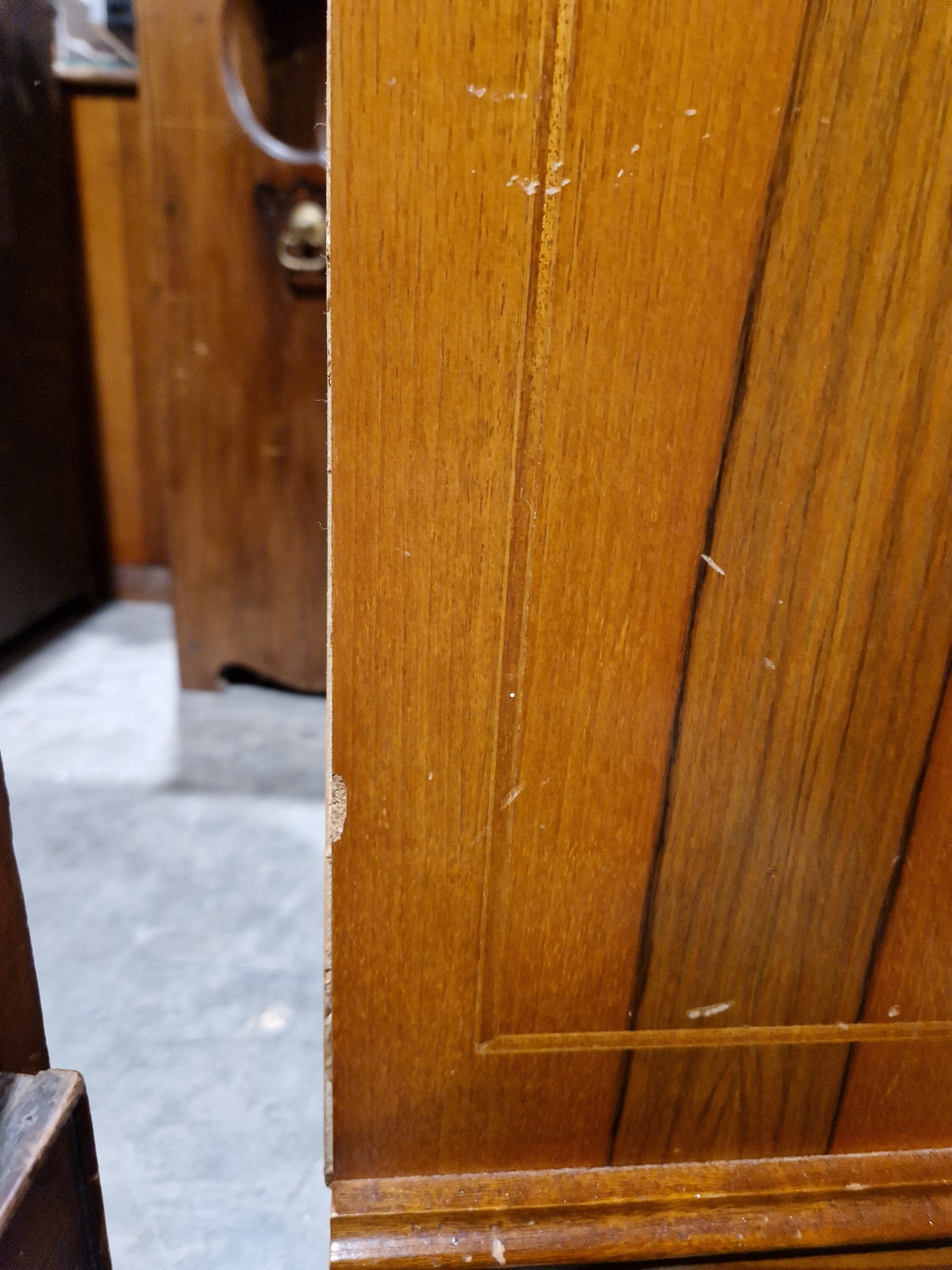 Reproduction marquetry inlaid bureau, the fall-front enclosing two fitted drawers and pigeonholes - Image 26 of 34