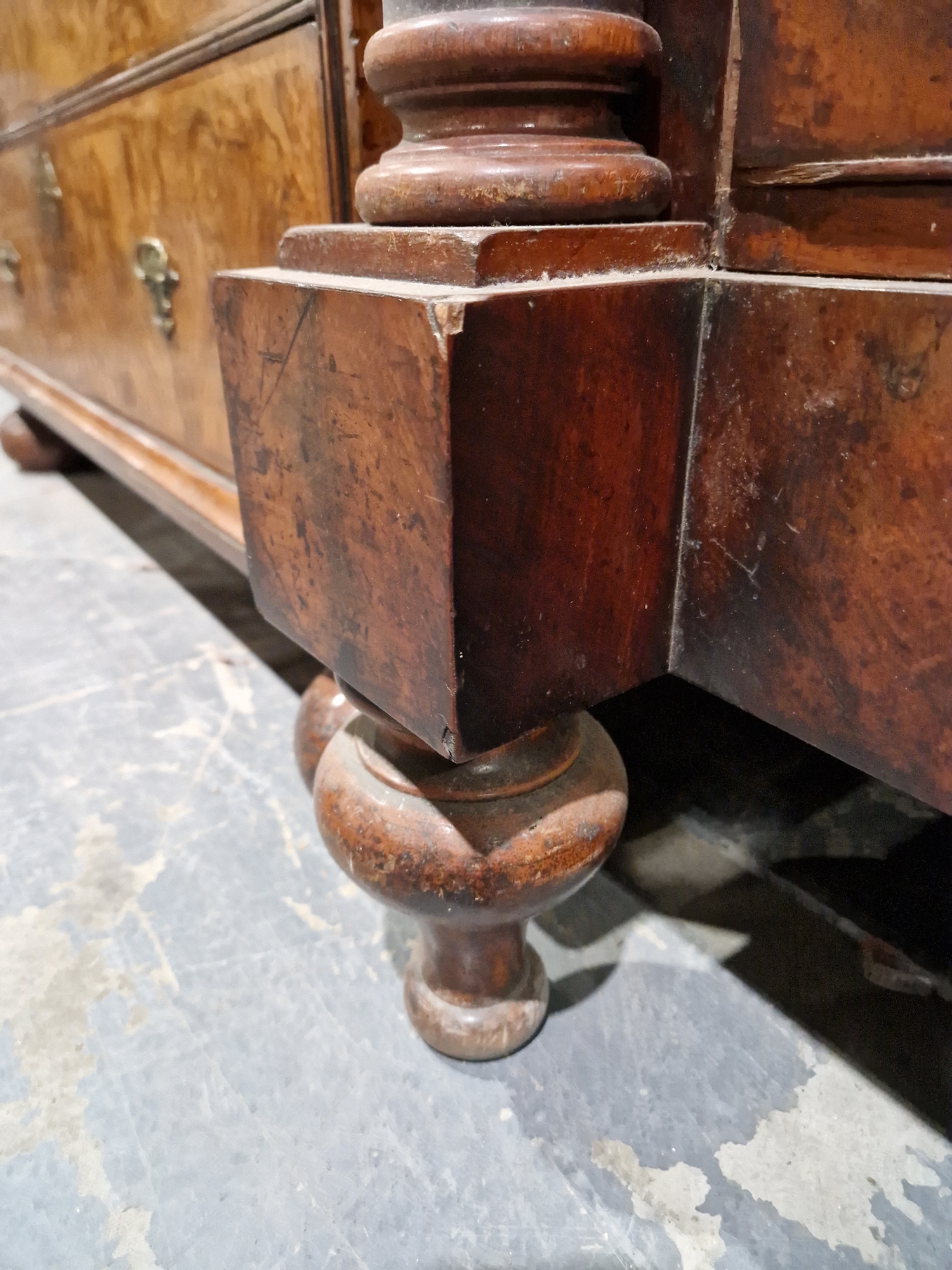 Victorian mahogany chest of drawers having a concealed frieze drawer, over three short and  three - Image 51 of 61