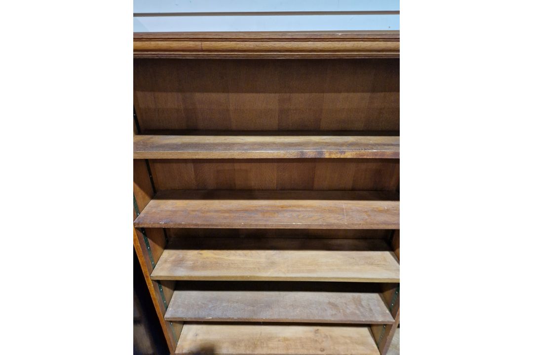 Unusually large oak bookcase, three section having 14 adjustable shelves, 172cm high x 310cm wide - Image 13 of 23
