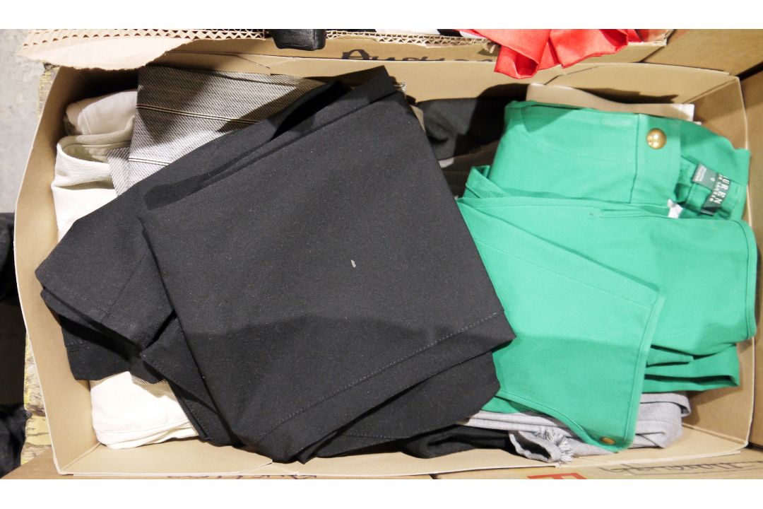 Designer leisure/active wear to include Juicy Couture, various lady's trousers to include Ralph - Image 1 of 4