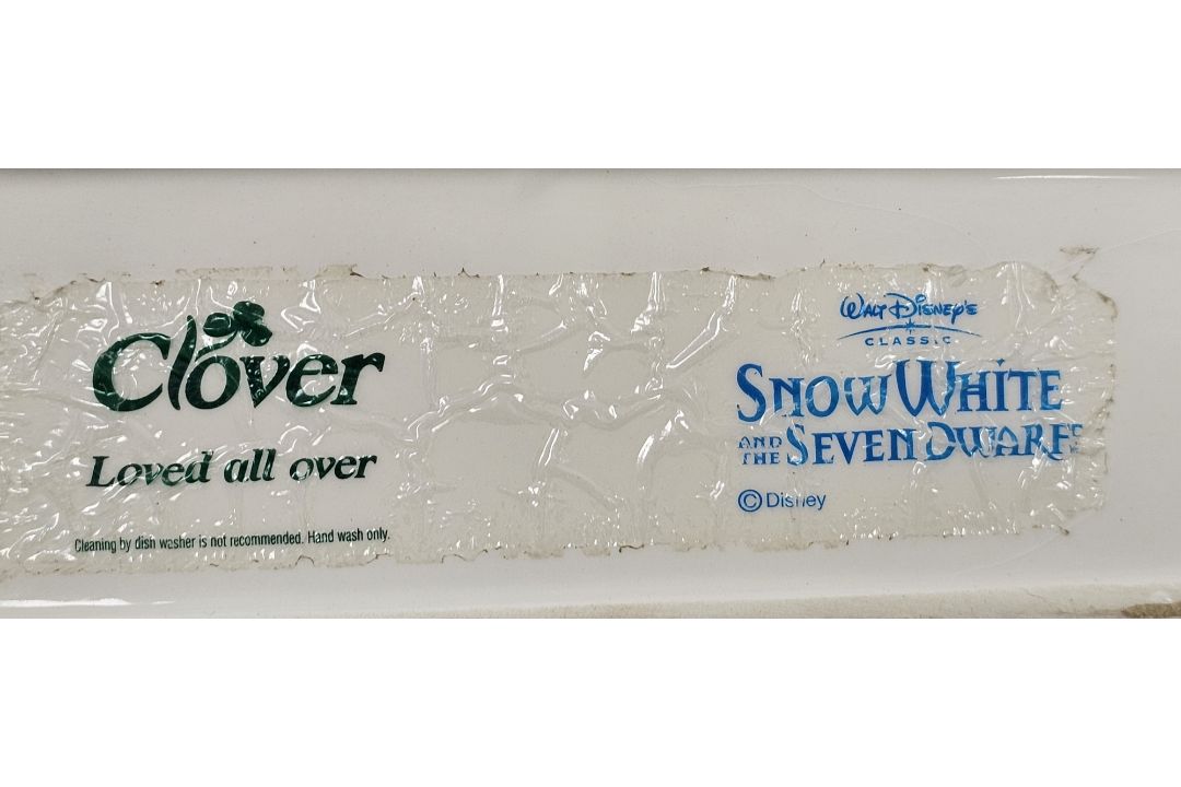 Walt Disney group of Snow White and the Seven Dwarfs, a Leonardo Collection bone china model of a - Image 2 of 4