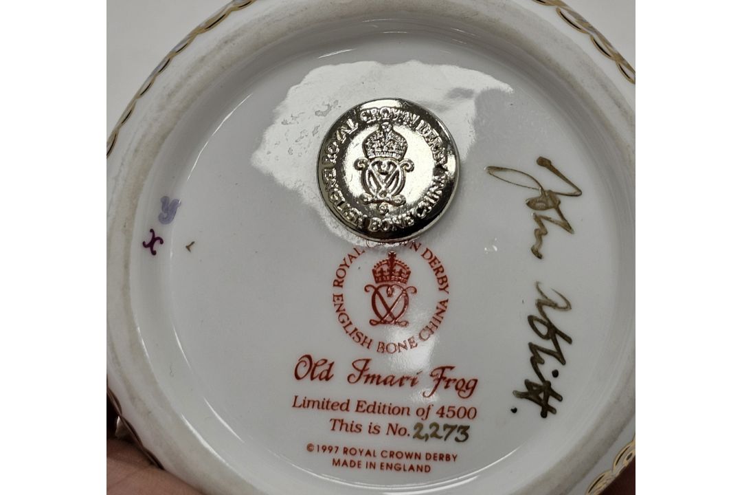 Three Royal Crown Derby bone china imari pattern paperweights comprising llama, old imari frog, - Image 3 of 5