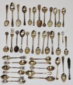 Quantity of Georgian and later silver teaspoons including a Victorian Fiddle pattern example by