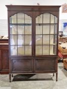 Large late 19th/early 20th century mahogany display cabinet with two glazed doors opening to