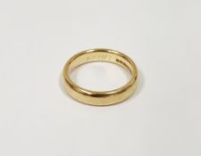 18ct gold wedding band, 5g approx., size K