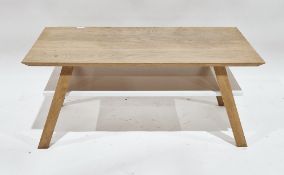 Modern oak and white laminate coffee table of rectangular form by 'Urbansize', over a single storage