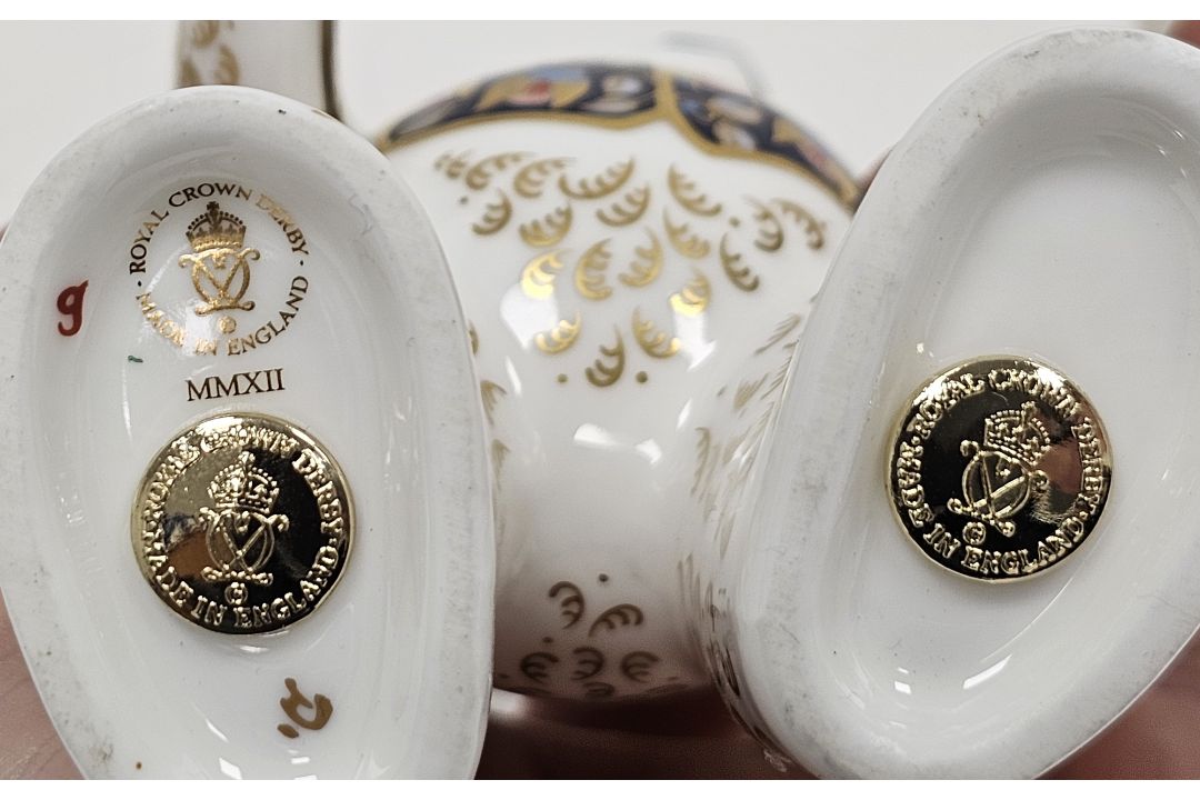 Three Royal Crown Derby bone china imari pattern paperweights comprising llama, old imari frog, - Image 4 of 5