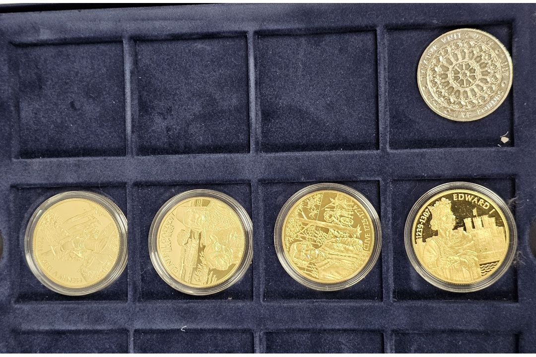 Tin containing pennies and half pennies from Victoria (bronze) to Elizabeth II, with small amount of - Image 4 of 5