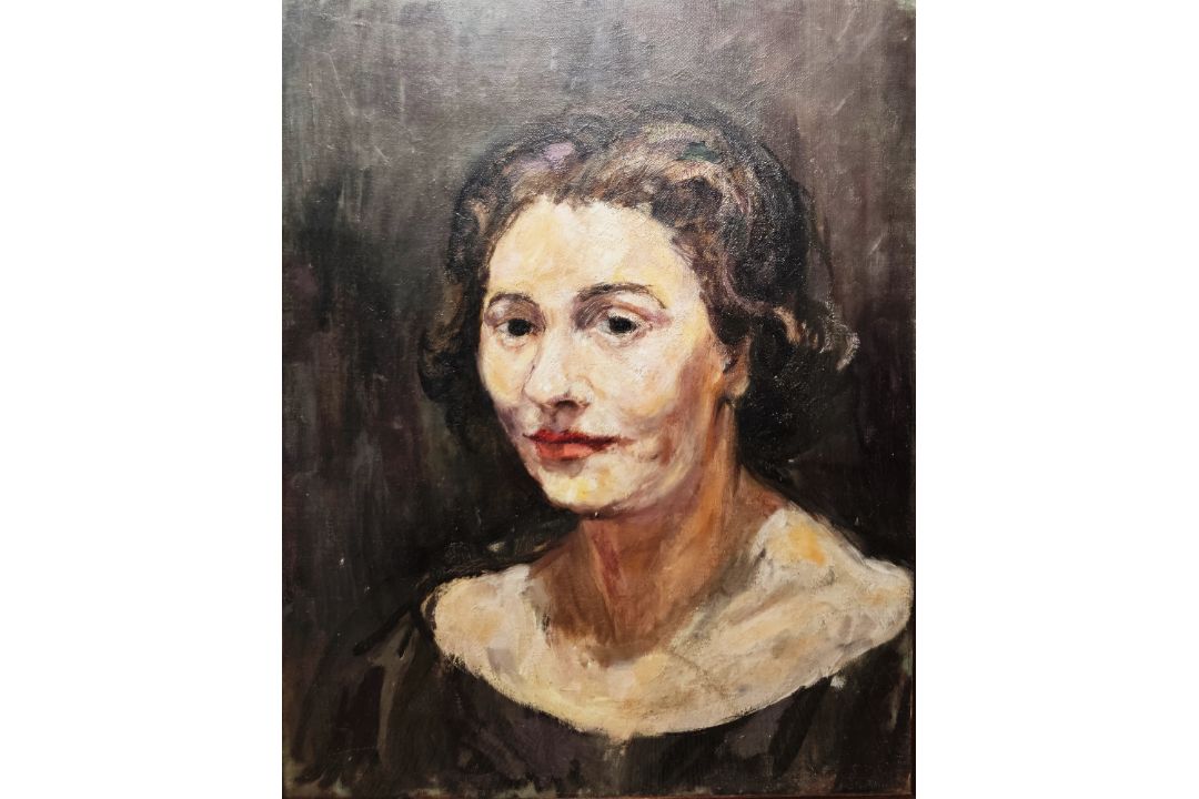 19th/20th century school Oil on canvas Portrait of a woman, unsigned, framed and glazed, 46cm x 36cm - Image 1 of 10