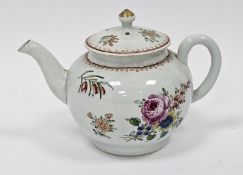 Worcester famille rose pattern teapot and cover, circa 1770, painted with loose bouquets of