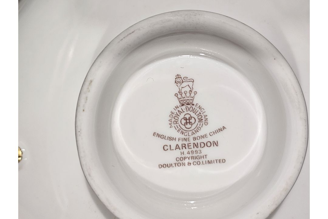 Royal Doulton bone china Clarendon pattern part dinner and breakfast service for approx. eight - Image 2 of 2