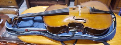 Stentor student 1/4 size cello with bow and carrying case