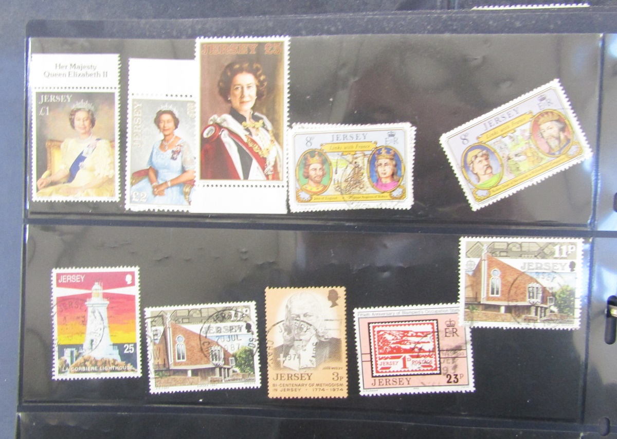World stamps: Bag of 5 albums including 2 purposed; one to the History of the RAF limited edition - Image 4 of 5