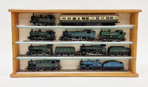 Collection of loose 00 gauge locomotives/engines including three Mainline with tenders, two