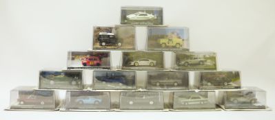 One box of Fabbri Ltd 007 die-cast scale model cars, boxed, circa 2009, including: Land Rover