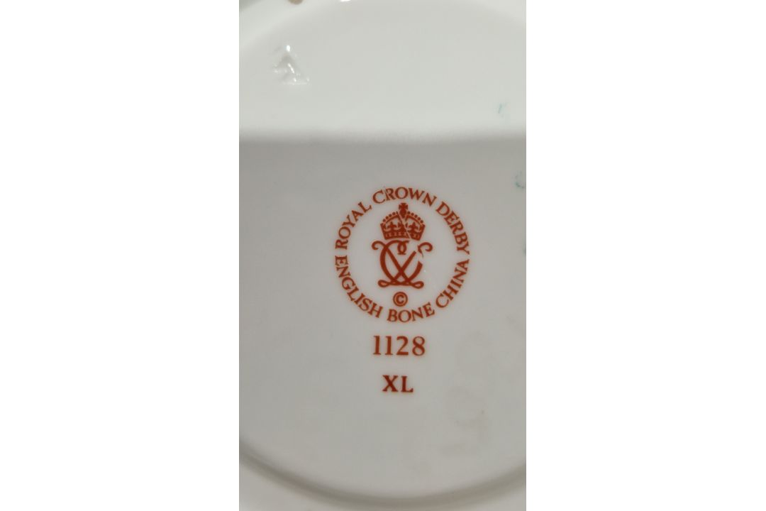 Royal Crown Derby two-handled consomme cup in Imari colours, no.1128, another, three matching dinner - Image 3 of 6