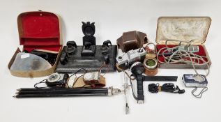 Mixed lot of collectables including an ebony elephant desk stand/standish, a vintage cased Falks