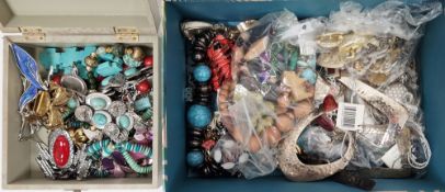 Quantity of costume jewellery to include a Timex wristwatch, two silver gem set rings, assorted