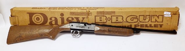 Boxed toy Daisy B.B gun, model 840 single pump pneumatic together with a boxed Bisley smallbore