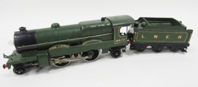 Hornby 4-4-2 electric Flying Scotsman no.4472, LNER and tender