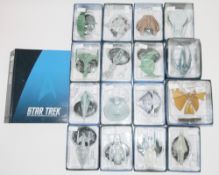 Eagle moss collections, Star Trek the Official Collection, Issues 17 - 32, including magazines and b