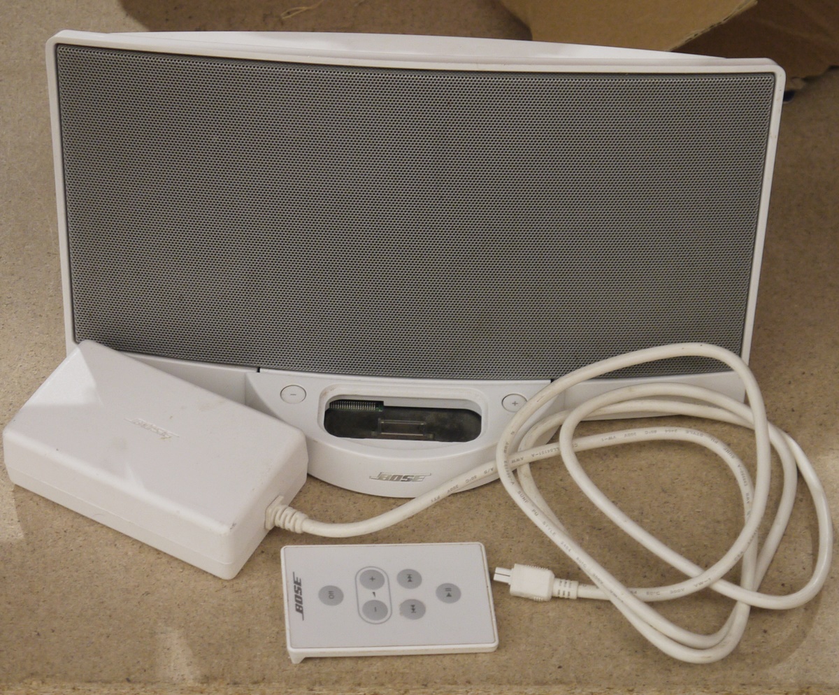 Bose digital music system sound dock with instruction booklet