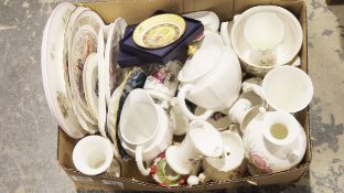 Assorted ceramics to include Minton Haddon Hall, Wedgwood Meadow Suite, Wedgwood Kutani Crane, two