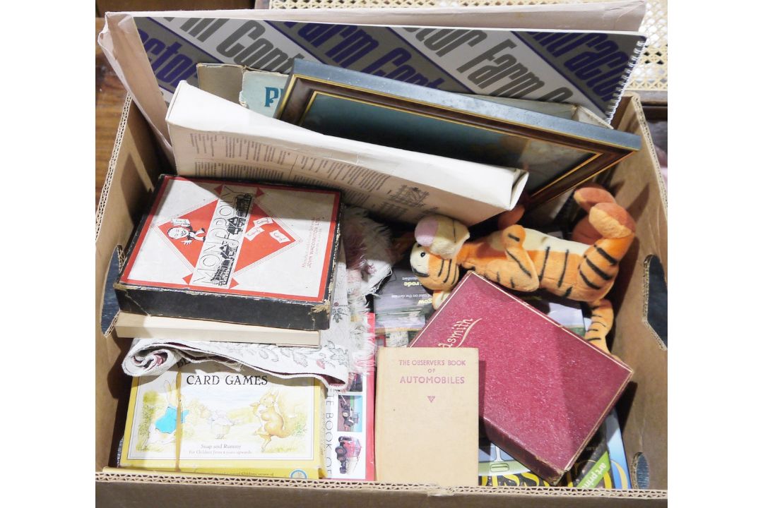 Assorted board games to include a vintage Monopoly set, Beatrix Potter card games, classic bus - Image 1 of 2