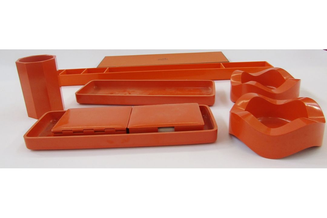 Walter Zeischegg for Helit orange desk accessories set, comprising two orange stacking pin trays, - Image 2 of 6