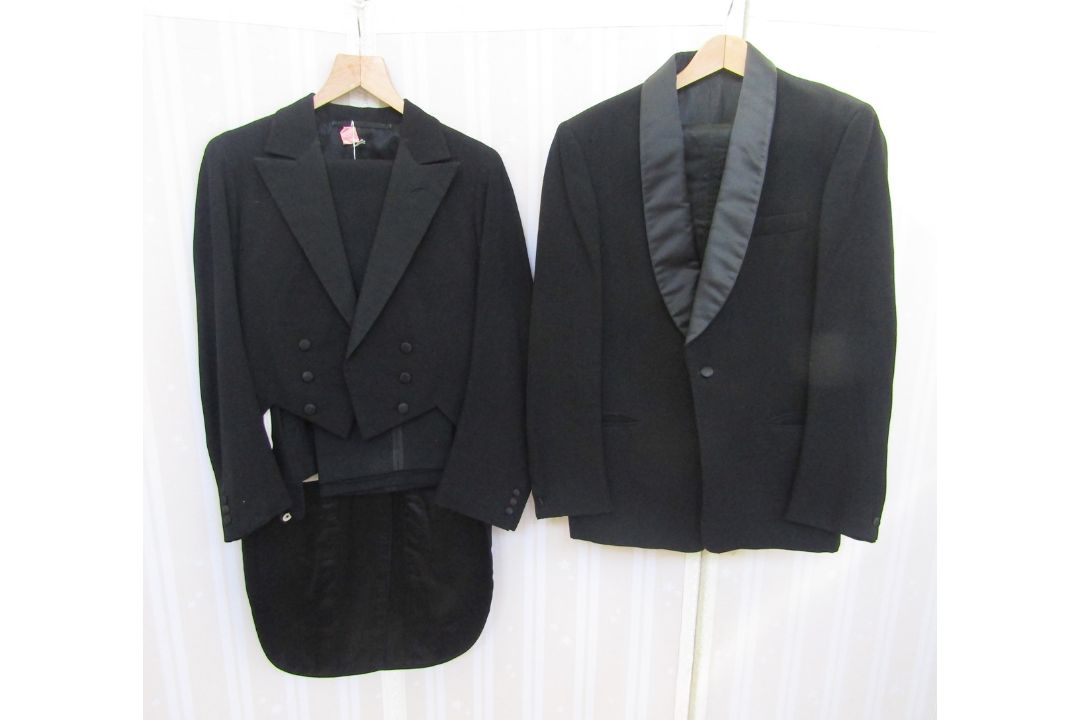 Vintage gentleman's tail suit with matching trousers, labelled D.A. & A.M. Angel...London W1, with - Image 1 of 5