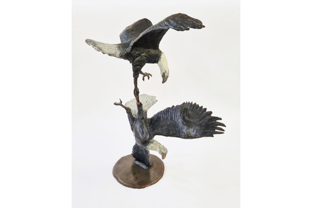 Belinda Sillars (b.1961), large chocolate patinated bronze of two sea eagles fighting mid flight, - Image 1 of 5