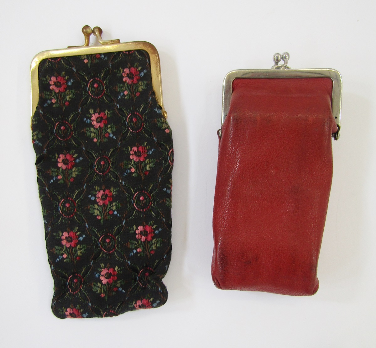 A black vintage evening bag labelled 'Oroton', black enamel and gilt metal fixed frame with single - Image 8 of 9