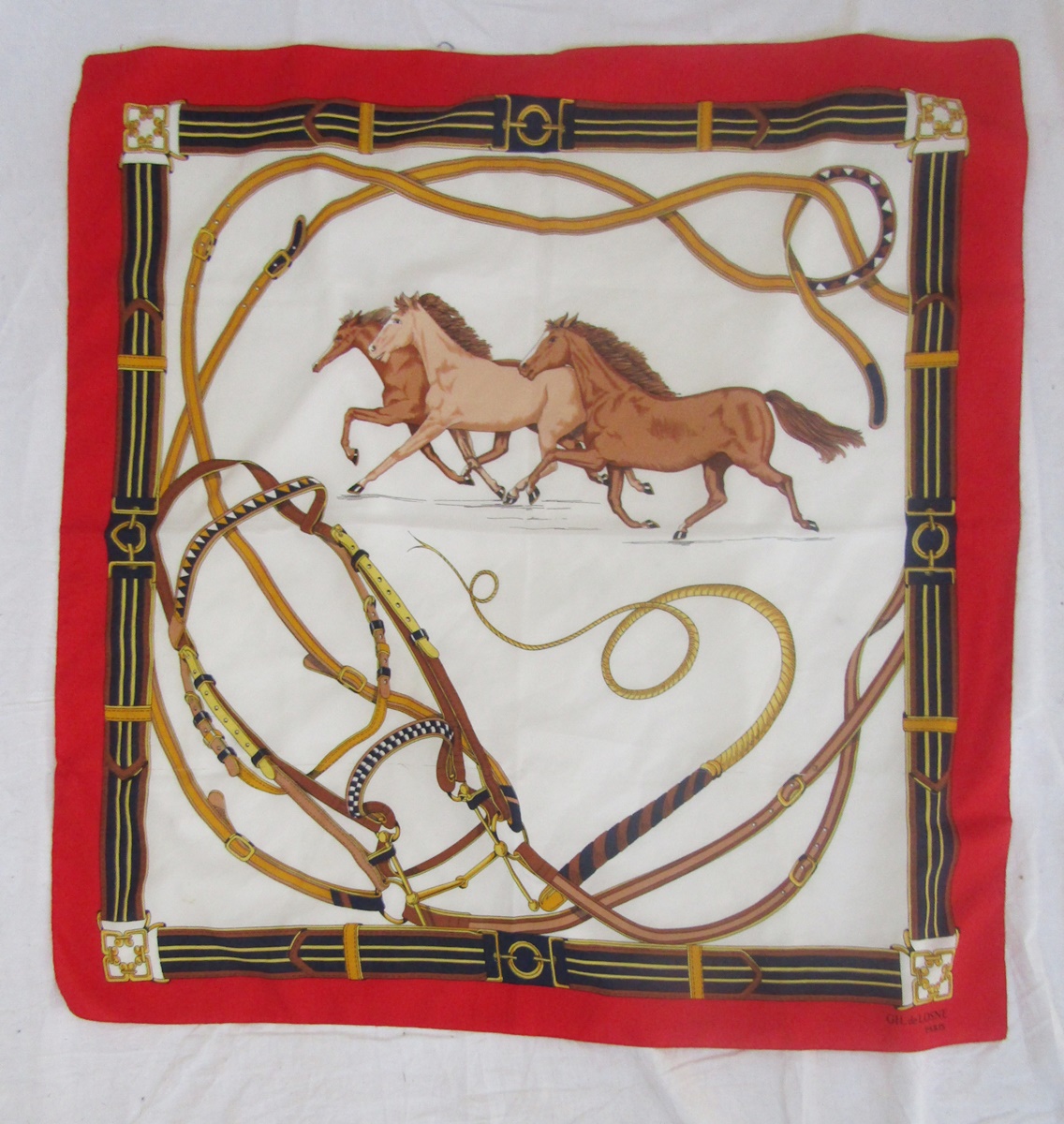 Assorted vintage silk and other fabric scarves to include Jacqmar, Gil de Losne Paris, a scarf - Image 5 of 6
