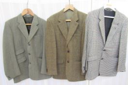 Selection of gentleman's vintage jackets to include tweed hacking jacket labelled Brooks Taverner, a