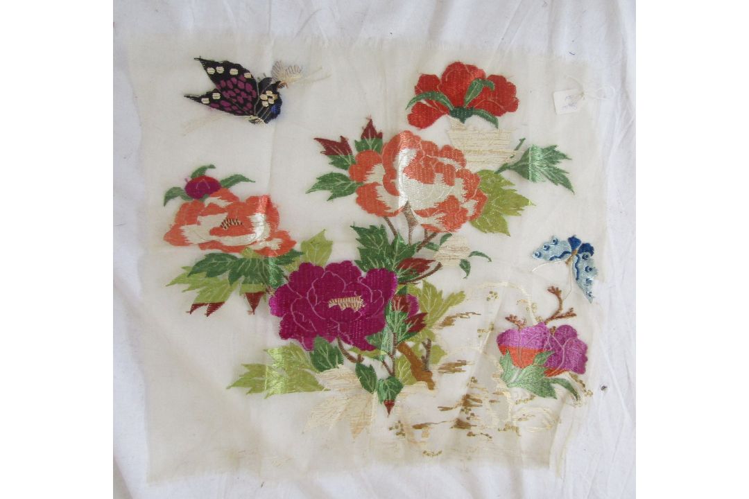 An Edwardian silk padded cover, embroidered with a crane amongst cherry blossom on a green silk - Image 12 of 12