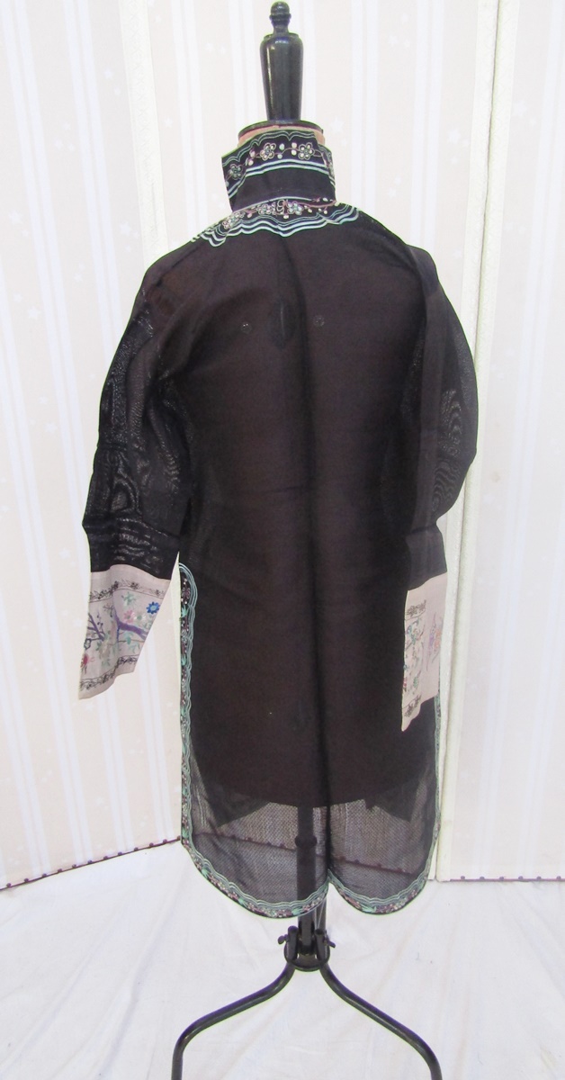 Vintage Chinese robe - bought in the mid 1930's, black open work silk, with embroidered detail to - Image 11 of 12