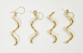 Two pairs of 9ct gold spiral earrings, 3.6g