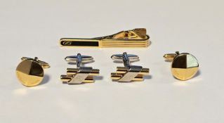 Pair of gilt and white metal Dupont cufflinks, double-bar pattern, another pair Dupont circular gilt