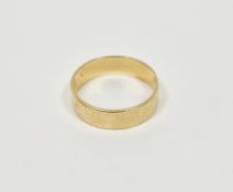 Gold wedding band, marks worn (valued as 9ct), 5.4g approx. (size V)